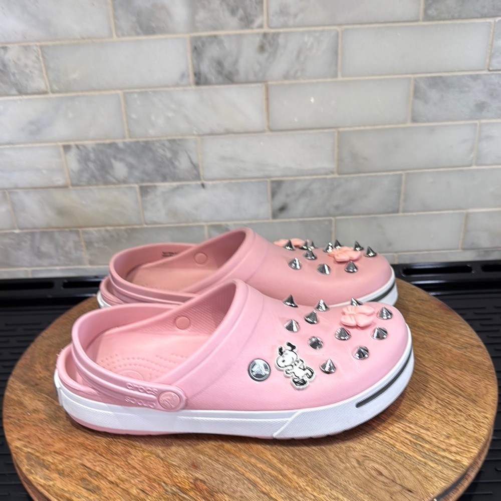 CROCS Pink Slip-On Clog Mules with Studs, Bows and Snoopy Charms - Picture 5 of 7
